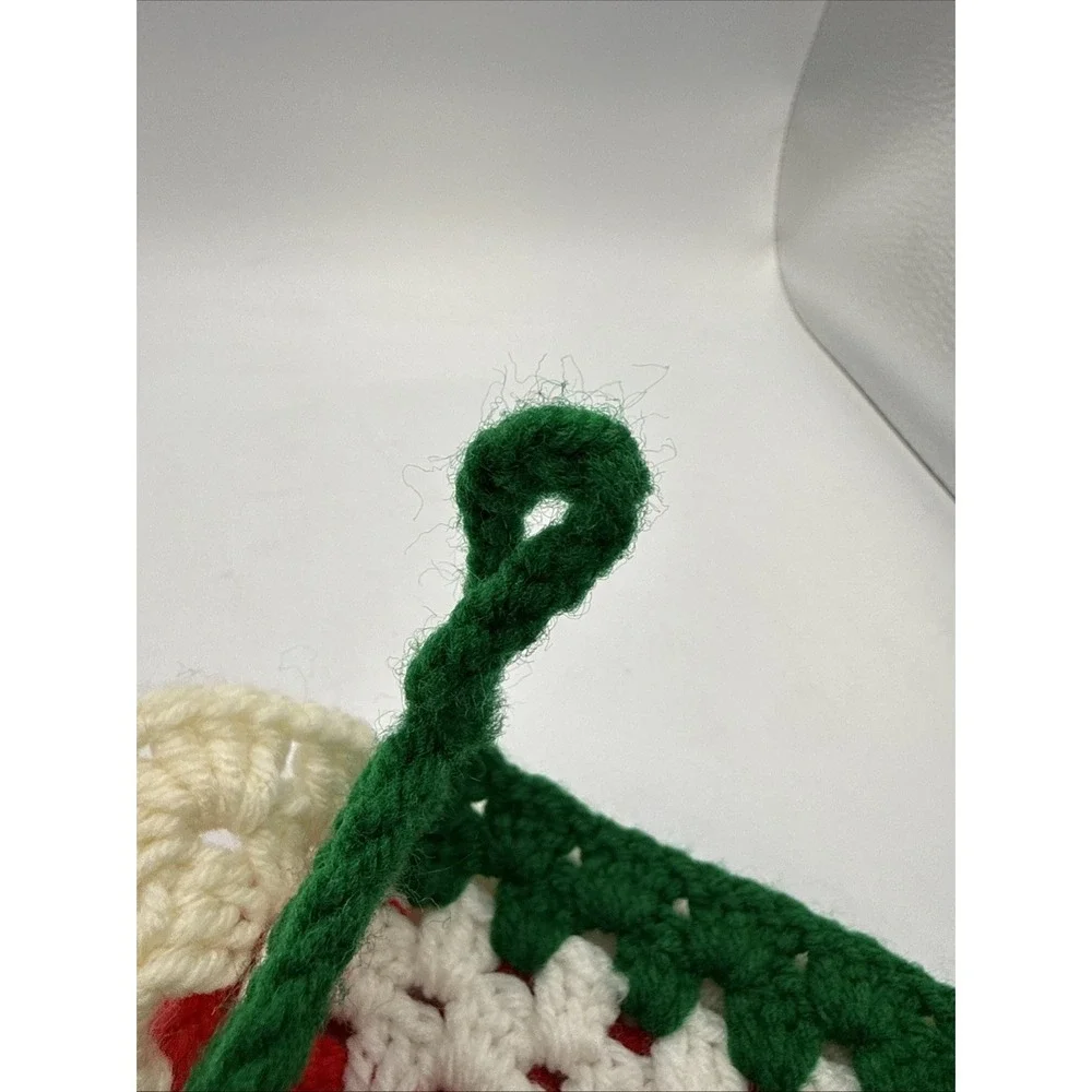 Vintage Christmas Lot of 2 Crocheted Pot Holders MCM  Grandmacore‎ Kitschy